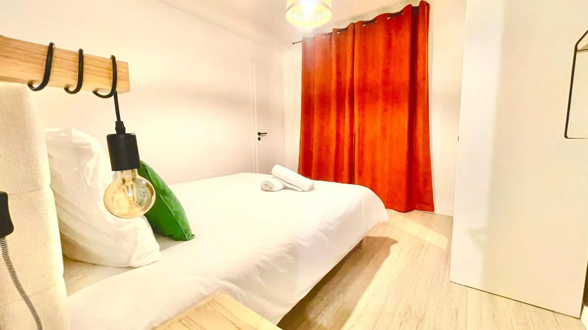 Les Balcons De Chambery Apartment 0*,  France